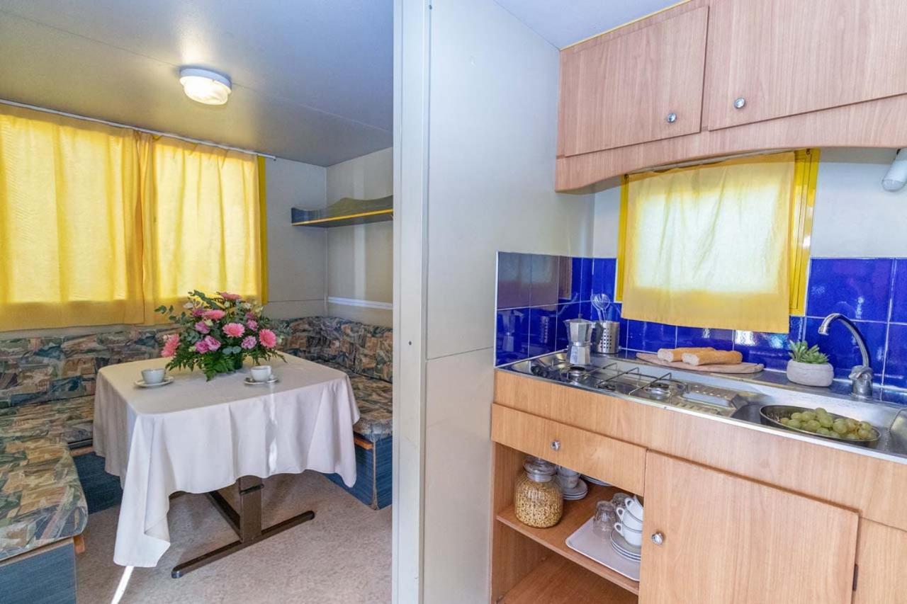 Village & Camping La Foce Valledoria  Bagian luar foto